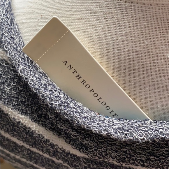 Anthro top - Picture 4 of 7